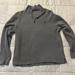 Gray Ralph Lauren quarter zip pullover. Size: Men’s Large